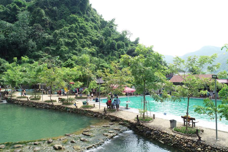 Interesting experiences at Phoenix Cave tourist area