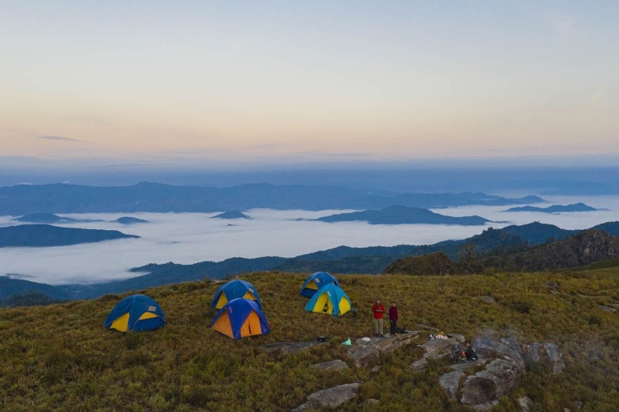 The best time to visit Phou Ya Kha is during Laos' dry season (Cre: biigtravel)