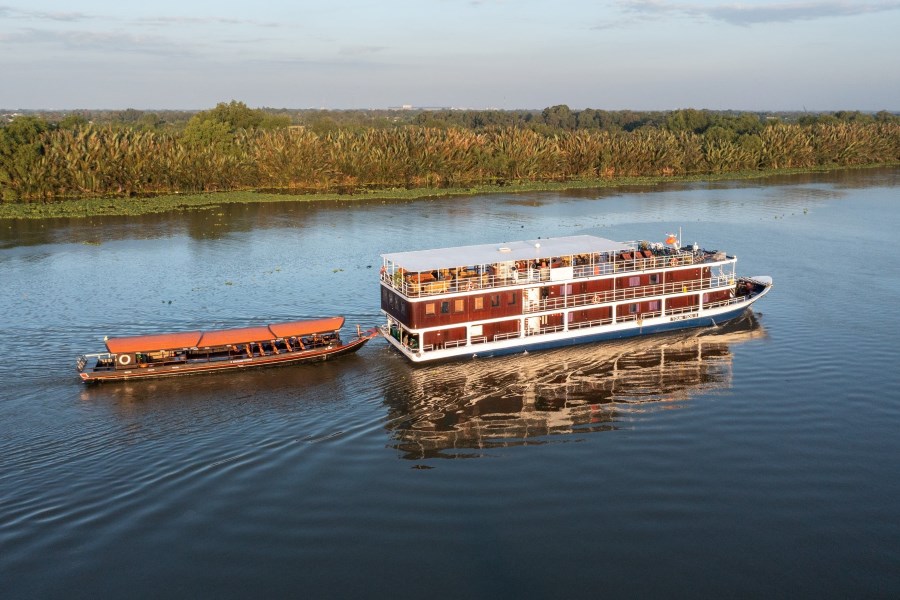 Don ca tai tu perfomance on cruise. Source:Phan Dinh Hue