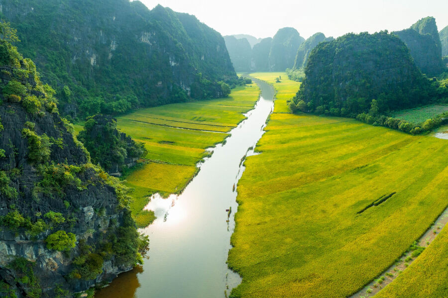 You can find beauty in every type of terrain in Ninh Binh