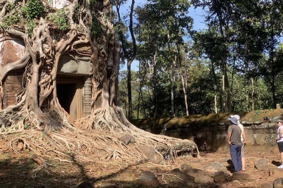 Prasat Pram is located in Koh Ker town, Cambodia