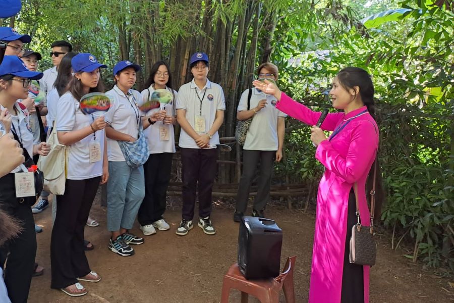 Local guides - living cultural ambassadors of Nghe An province