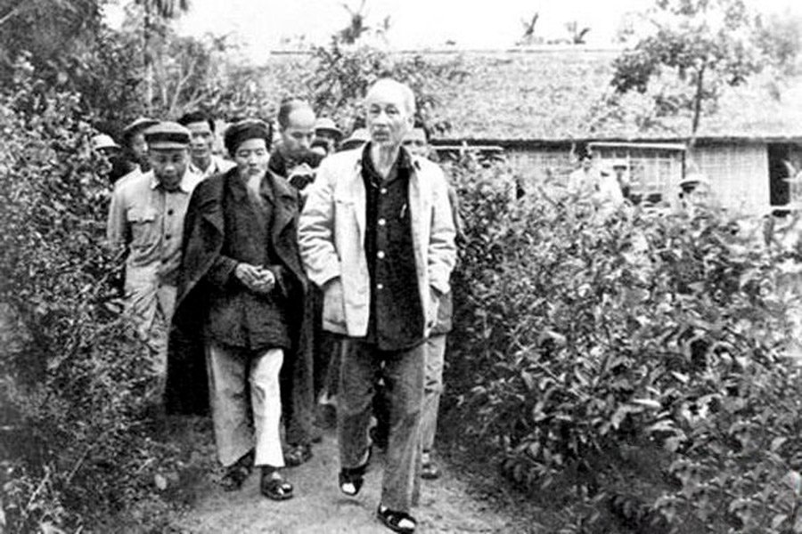 President Ho Chi Minh visited his hometown in 1961