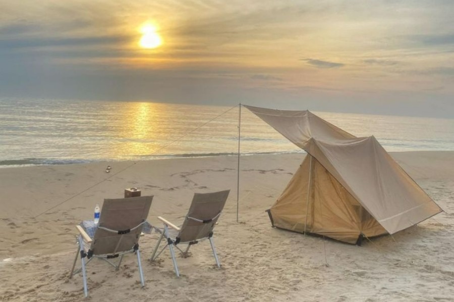 Camping in Sa Huynh Beach 