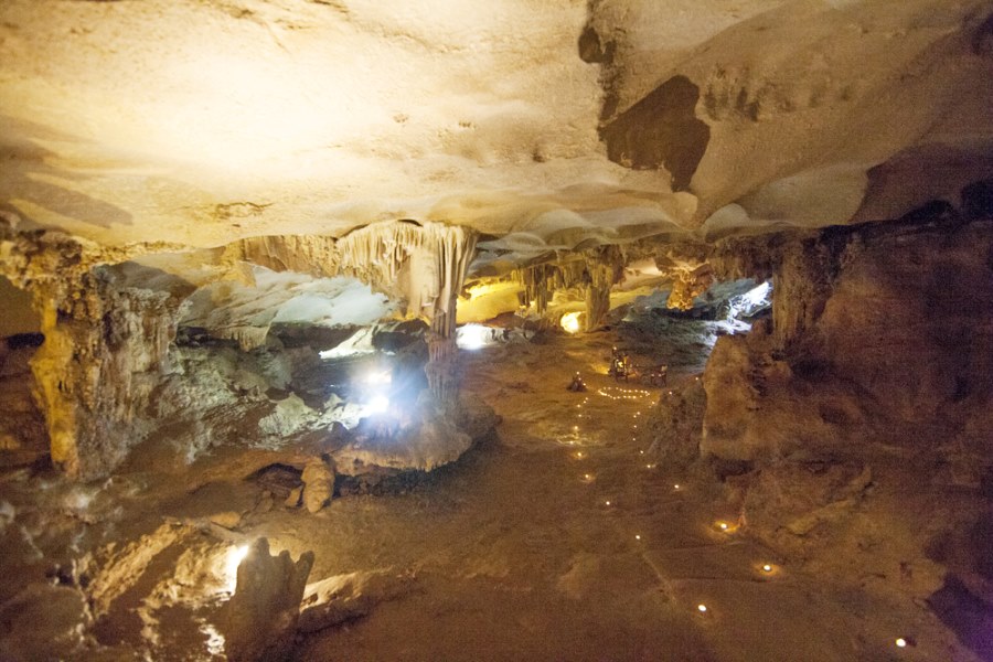 Inside Thien Canh Son Cave - Bai Tu Long