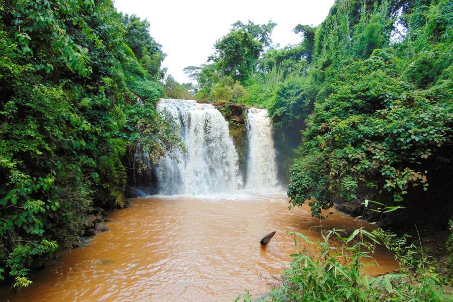 Kachang Waterfall located about 6 kilometers from Banlung