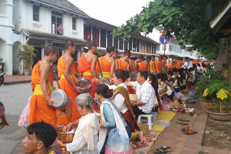 Where to go during a 5-day tour in Laos ?