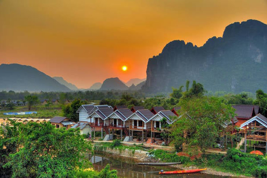 Where to go during a 5-day tour in Laos ?