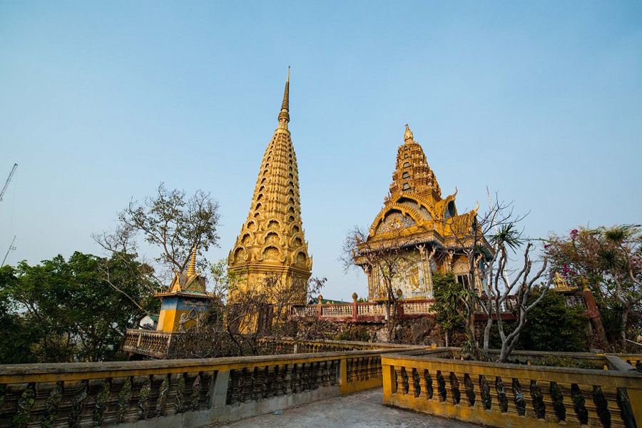 History Of Phnom Sampeau