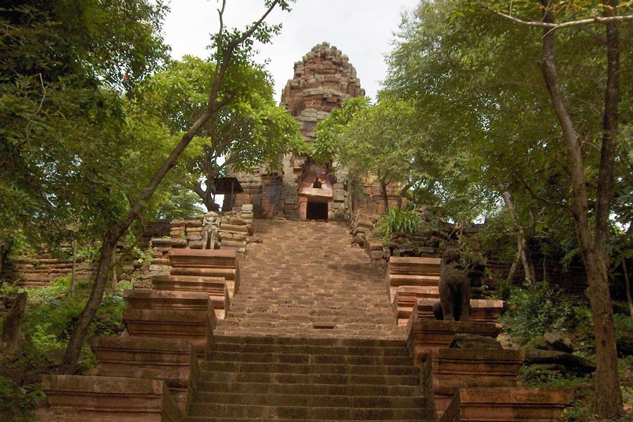 What To Do In Wat Banan