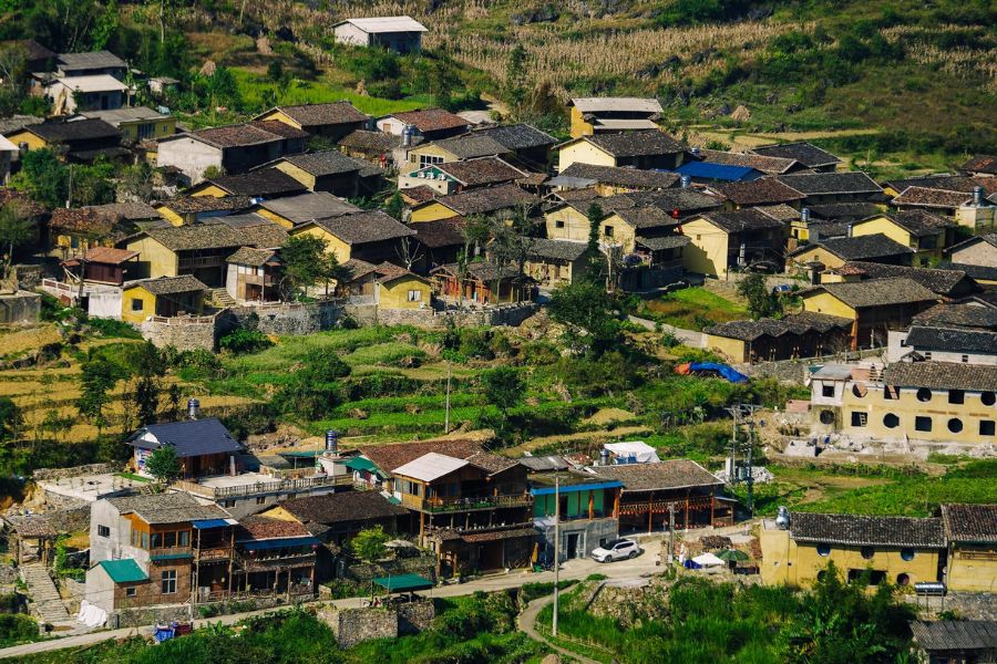 Getting to Lo Lo Chai