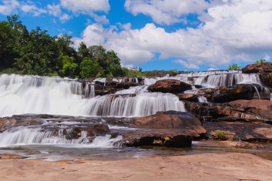 Some tips when traveling Tatai Waterfall 