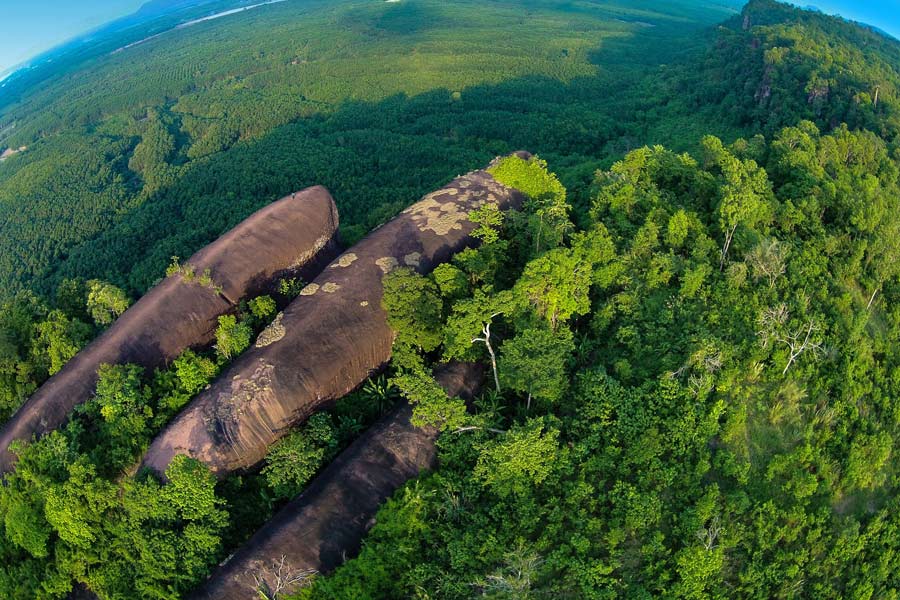 Bueng Kan - Three Whale Rock