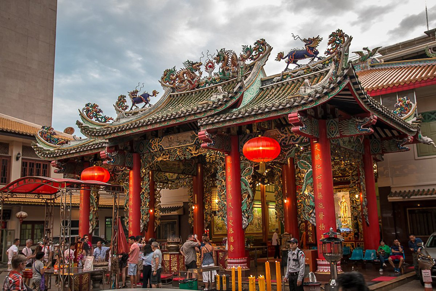 Thian Fah foumdation and museum is a beautiful Chinese temple close to China town