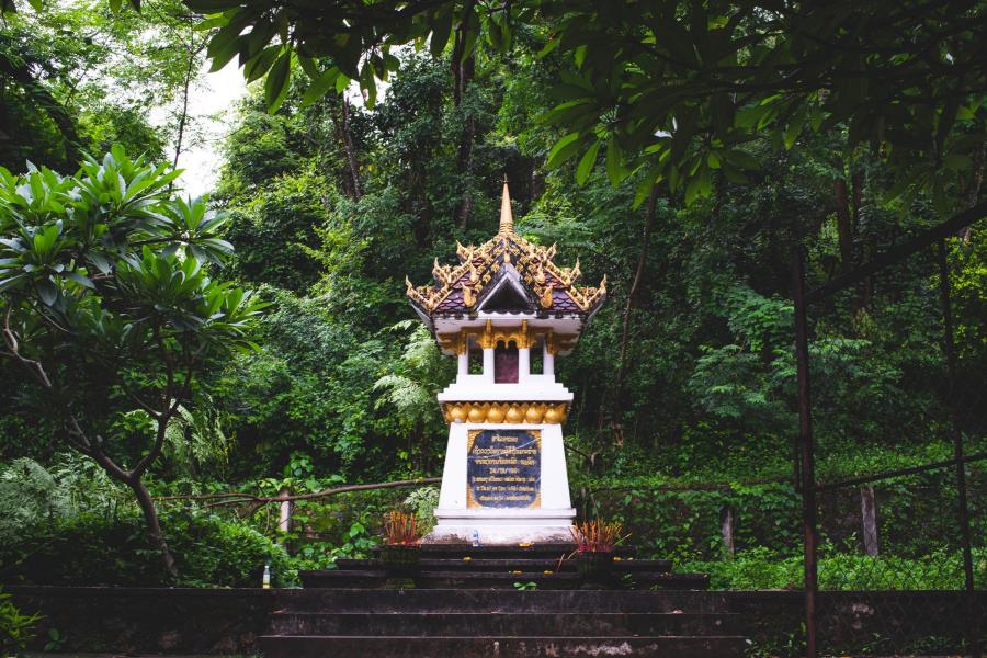 This tragic event carved an indelible mark on the history of Tham Piew Cave