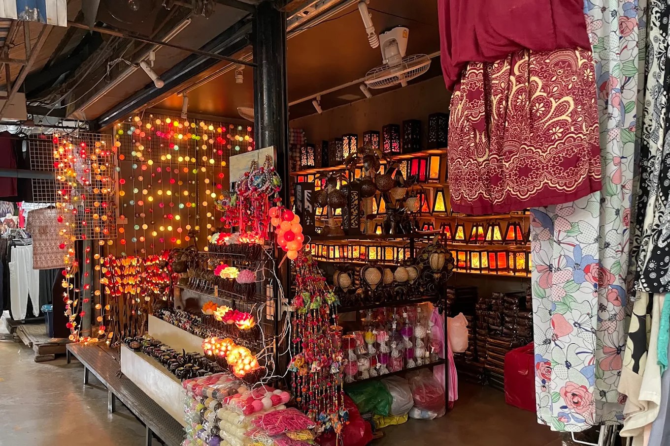 Take time to find hidden gems in Chatuchak weekend market