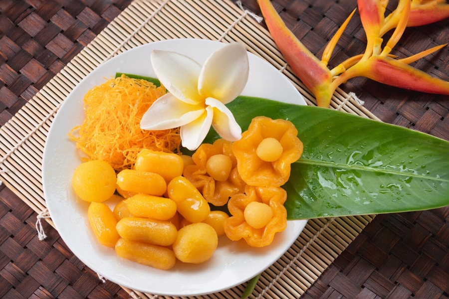 From left to right: Foi Thong, Tong Yord and Tong Yip