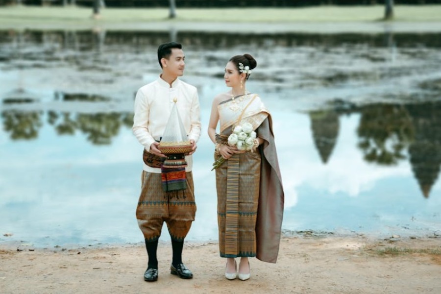 The couple took photos in sampot hol