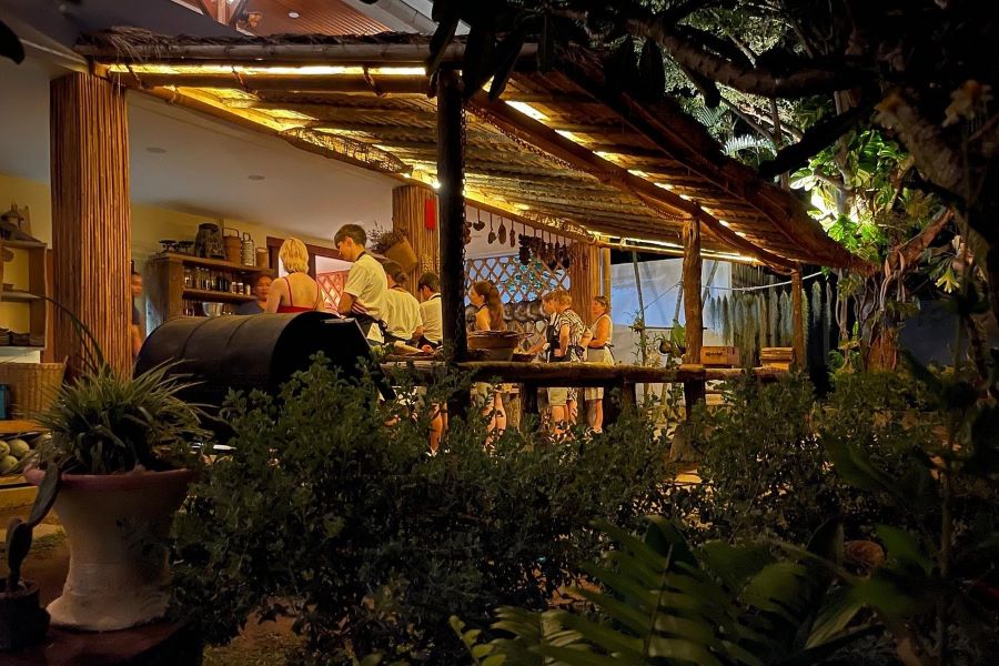 an evening cooking class in Koh Samui