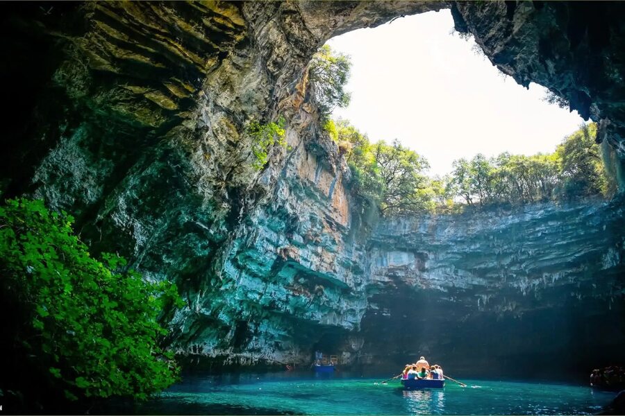 Phong Nha - Ke Bang National Park has a rich biodiversity with breathtaking landscapes. Source: Metta Voyage 