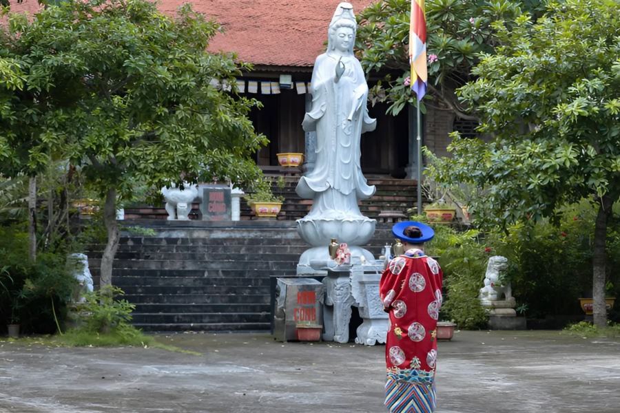 Thach Long Pagoda's worship sites are usually not overcrowded (Photo: Bac Kan Online)
