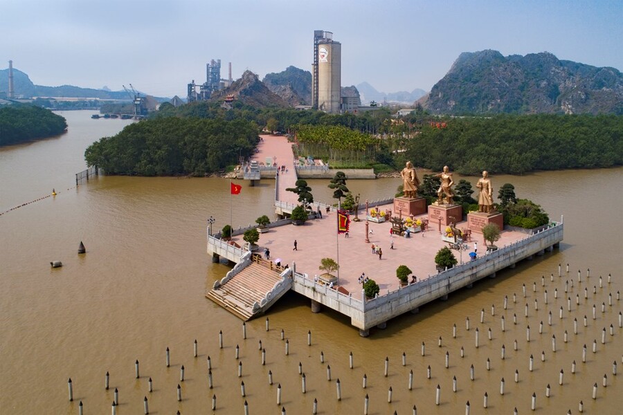 Bach Dang Giang historical site honors three great victories on the very same river. Photo: Kinh te nong thon