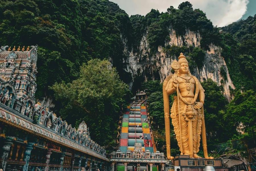 the limestones of Batu Caves date back to 400 million years