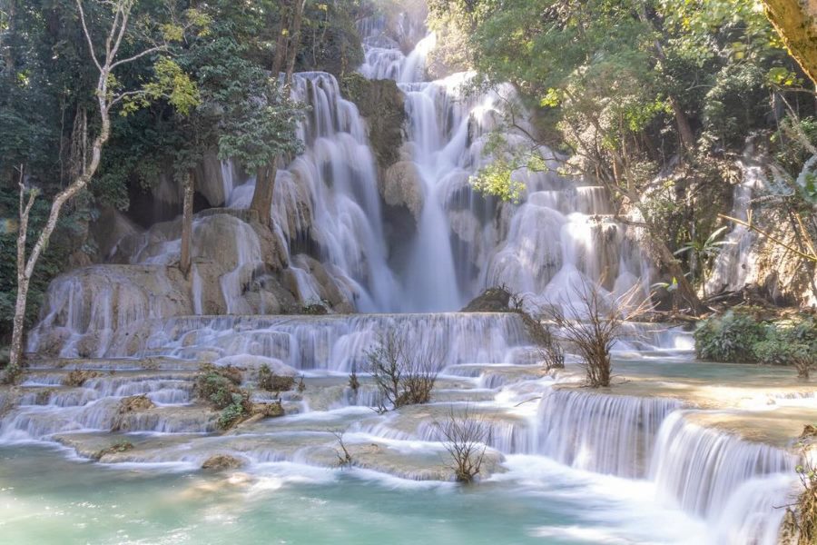 The destination of day 2 of the 7-day tour in Laos itinerary is Kuang Si Falls 