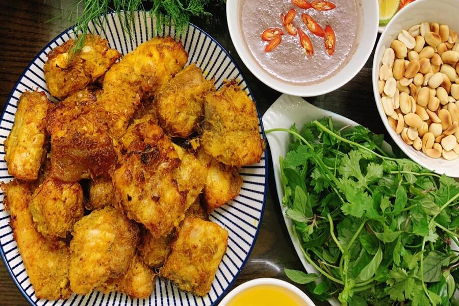 Cha ca La Vong is made from lang fish, a type of catfish with few bones only found in the northern Vietnam mountainous regions. Source: Vinpearl