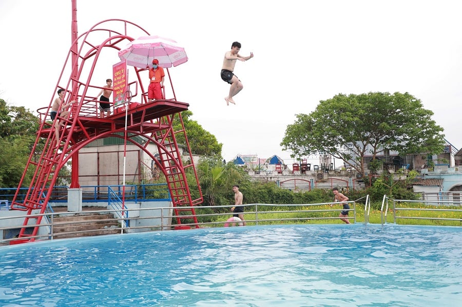 Ho Tay Water Park