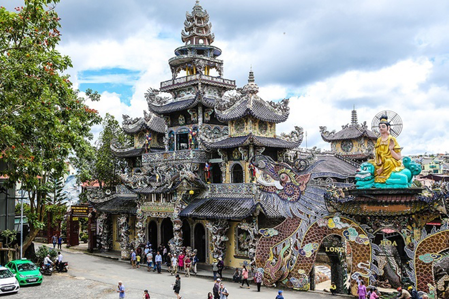 Linh Phuoc Pagoda 