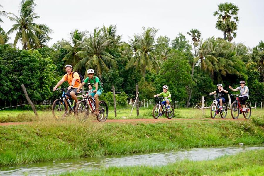 During a family tour in Cambodia, you can use various means of transportation
