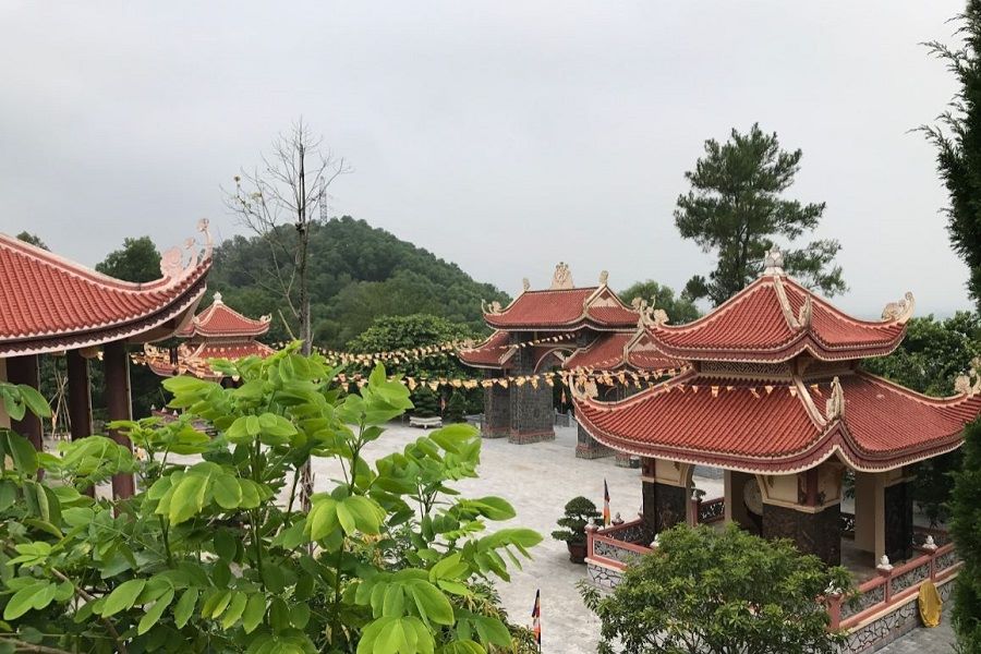 Truc Lam Ham Rong Zen Monastery