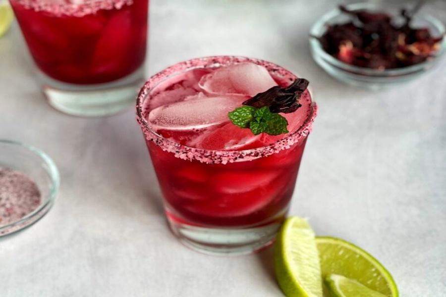 The Hibiscus Margarita has a floral note - Photo: emilyfabulous