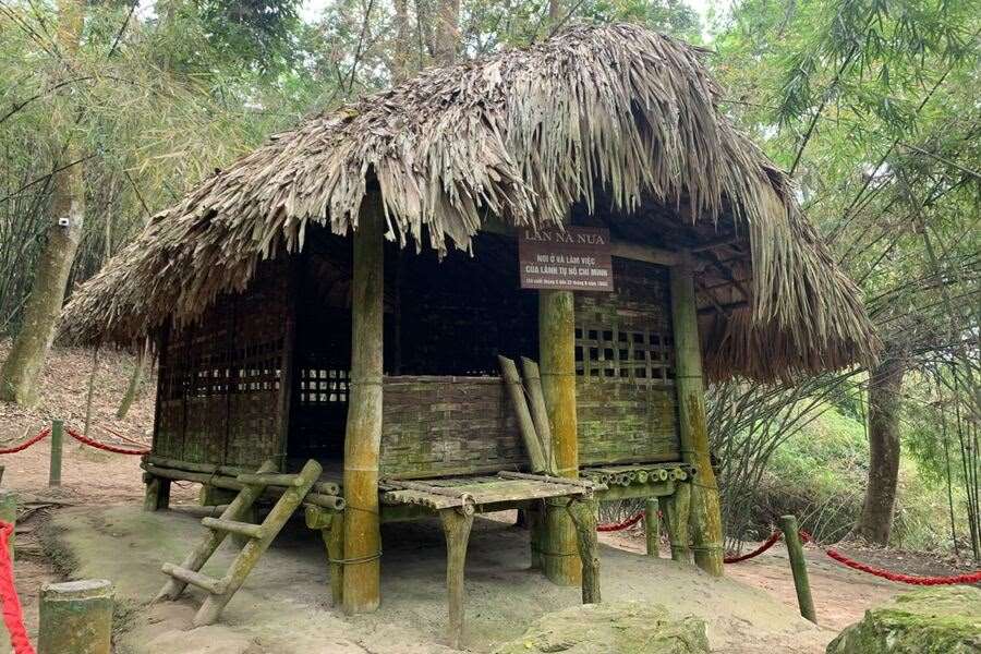 Ho Chi Minh used to live in many difficult conditions like Na Nua Shack