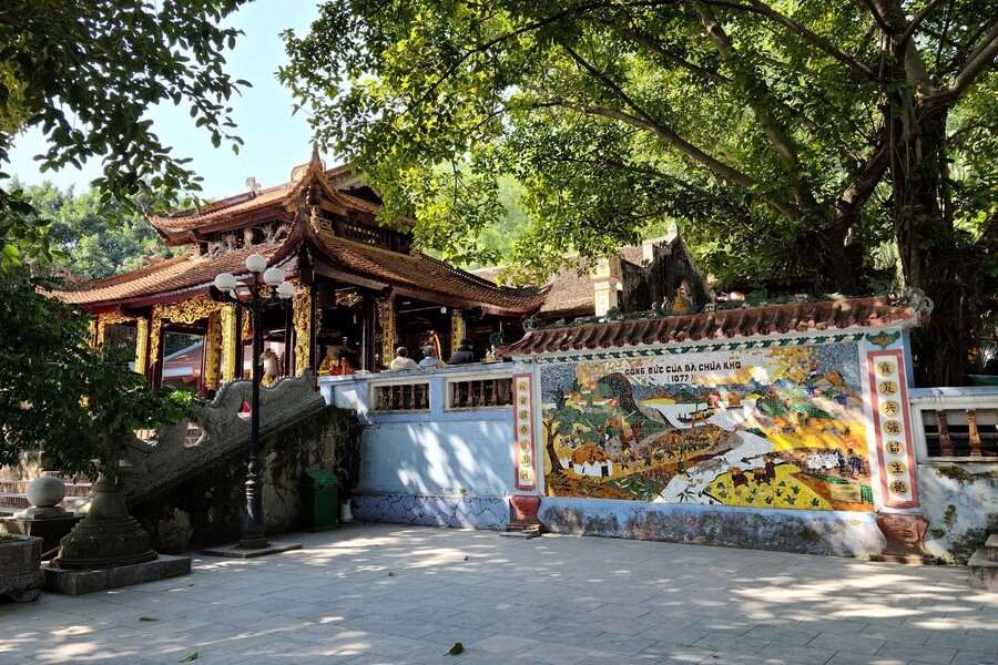 A peaceful corner of Ba Chua Kho Temple