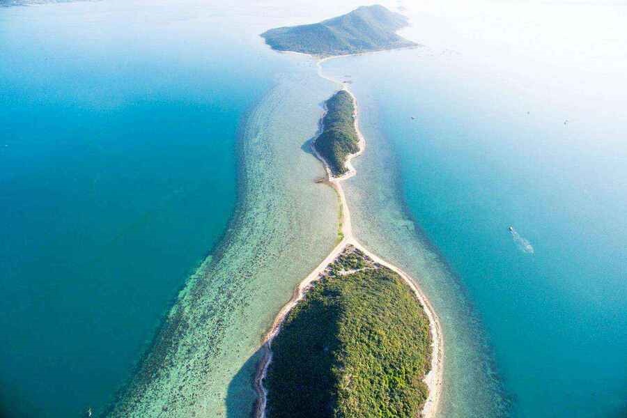 Three islands connected by an underwater path