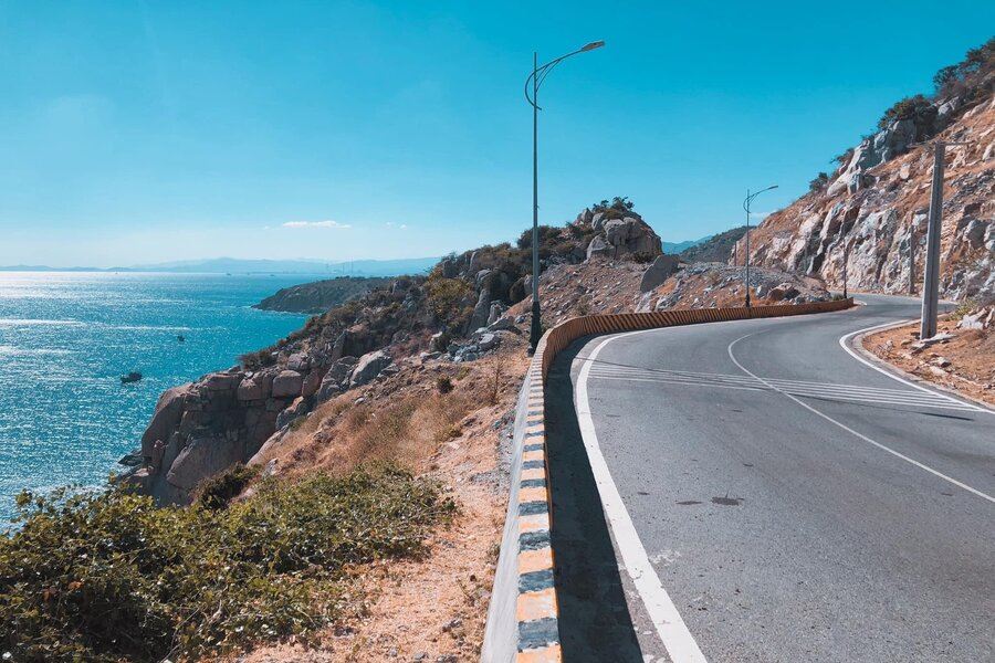 Coastal road in Ninh Thuan