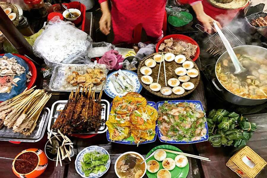 Exploring the vibrant Hue street food