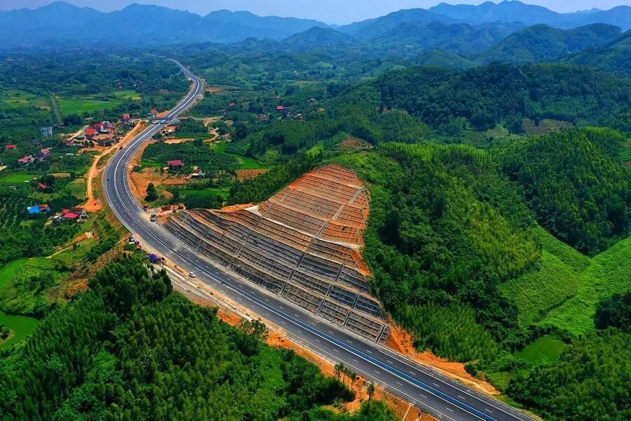 National highways make the journey to Lang Son mountainous region more convenient.