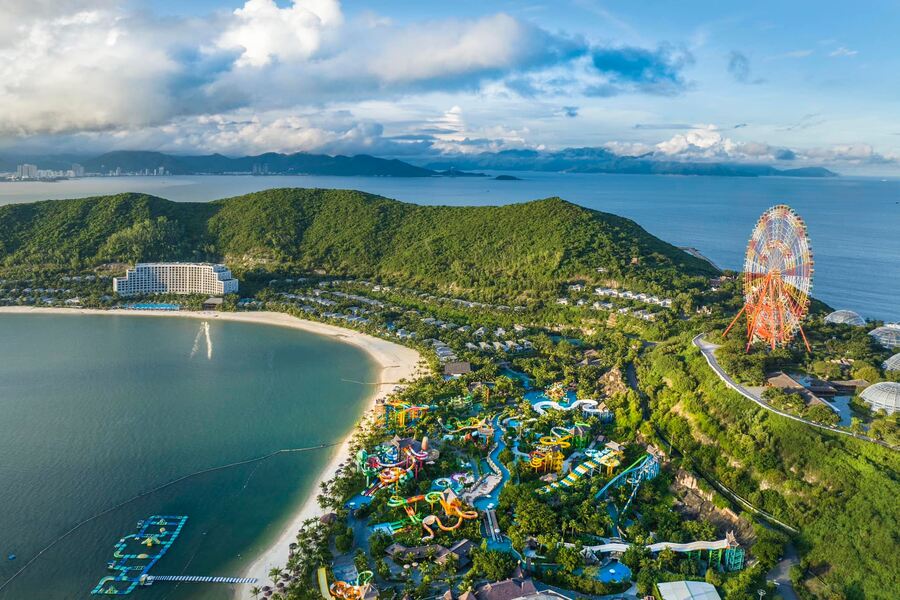 Vinpearl Nha Trang, a seaside tourism paradise
