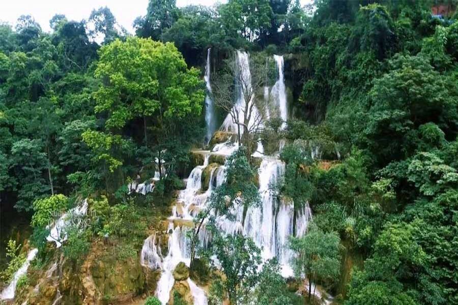 Panoramic view of Dai Yem Waterfall with cascading tiers