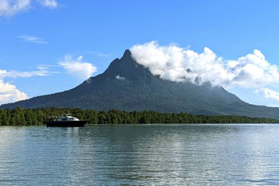 Mount Santubong 