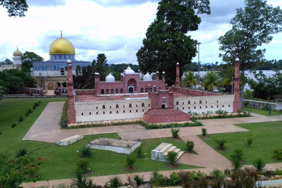 Architecture of Taman Tamadun Islam