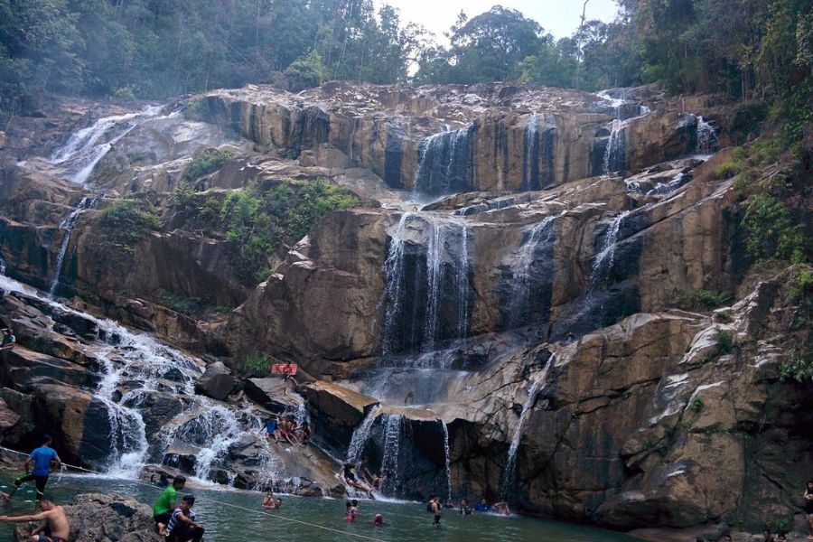 Sungai Enam Waterfall 