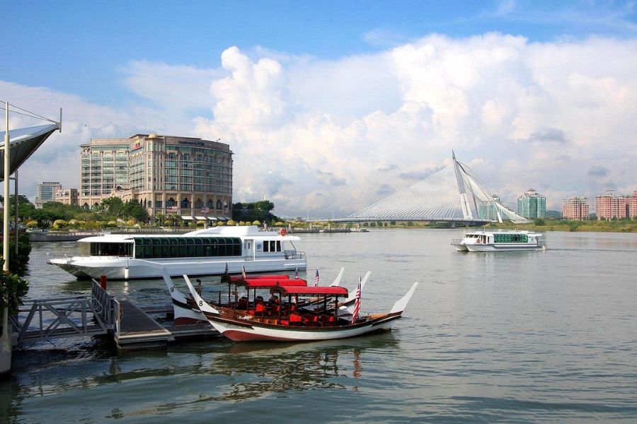 Putrajaya Lake and Cruise