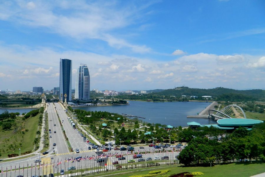 Best time to visit Putrajaya