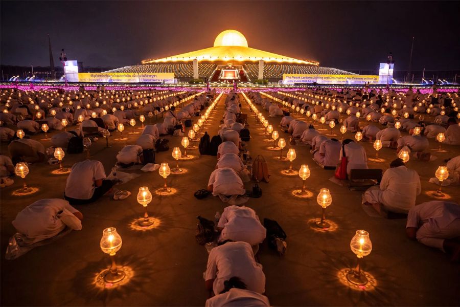 Celebrating Wesak day in Malaysia 