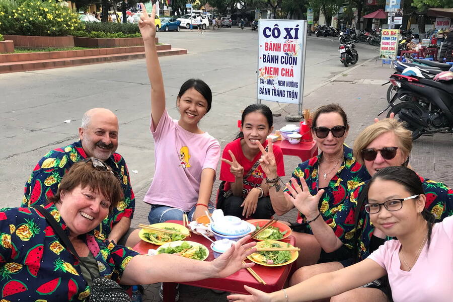 Seafood is a must-try when you go on a food tour in Da Nang. Photo: Impress Travel