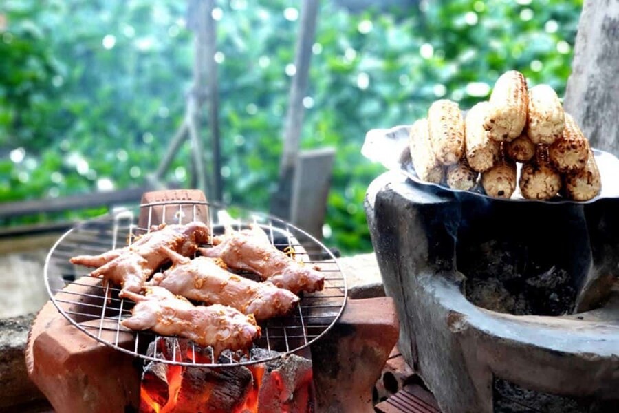 Mekong Delta cuisine will tantalize your taste buds with its unusual and delicious flavors. Photo: MIA